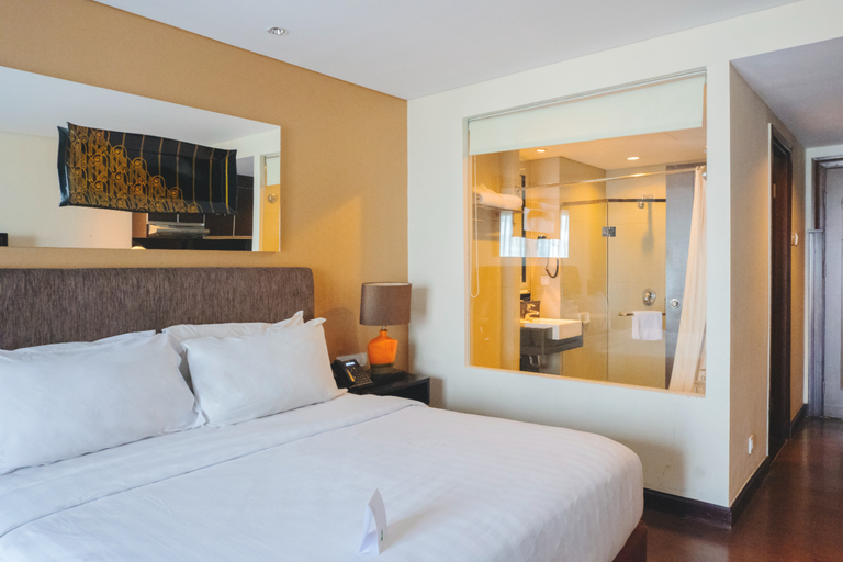 Condotel, Executive