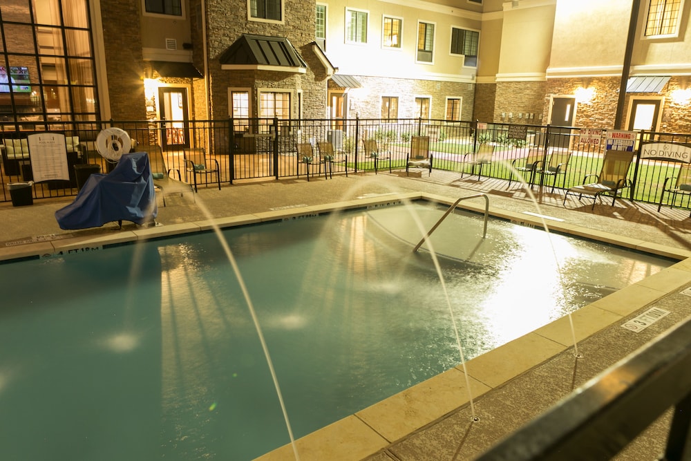Staybridge Suites Austin North Parmer Lane 6/42