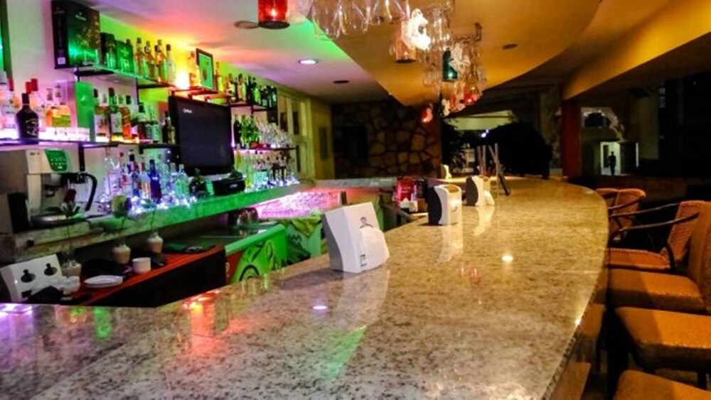 Tanza Oasis Hotel And Resort 37/50