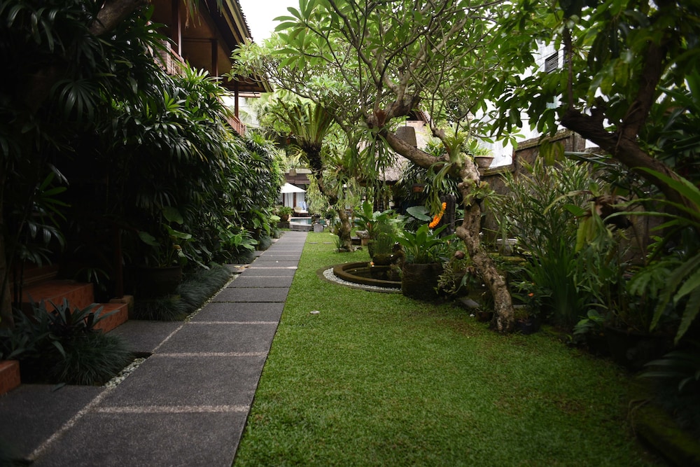 Lumbung Sari Ubud 70/76