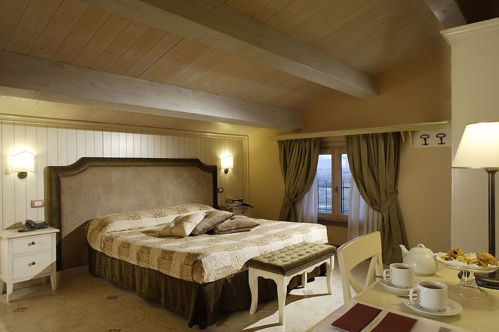 Tenuta Del Perugino 15/50