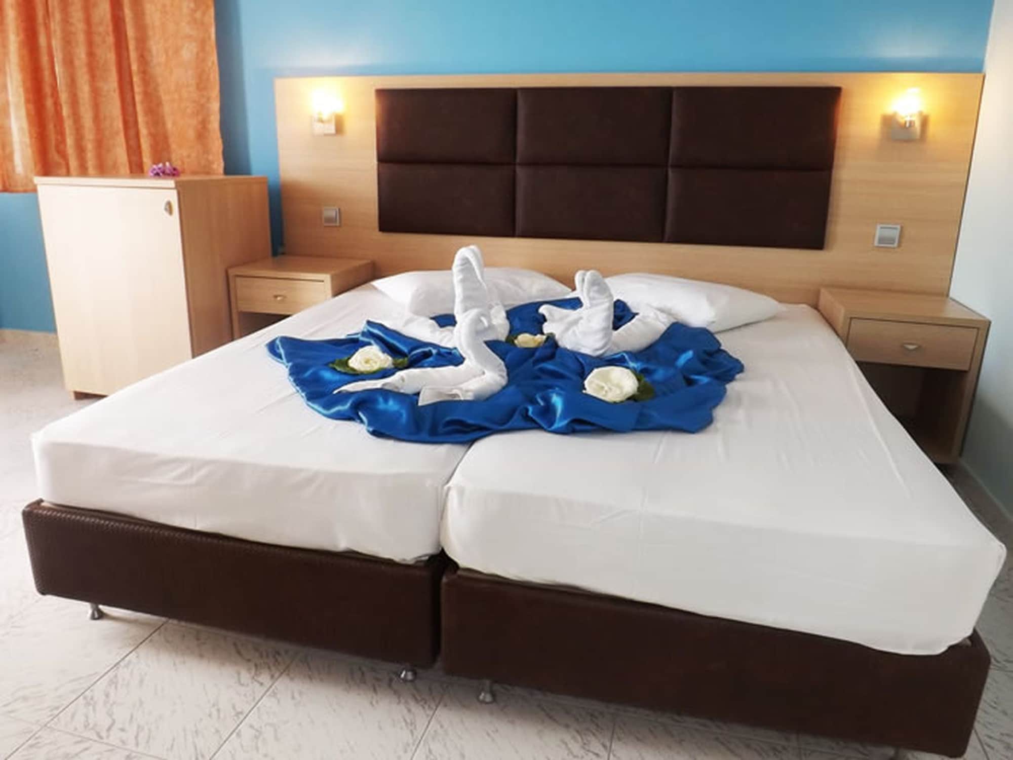 غرفة سوبيريور بسريرين منفصلين، Leonidas Hotel & Studios 5/7