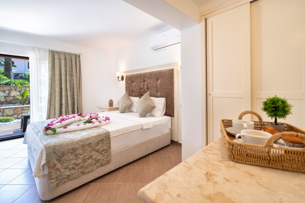 Ata Lagoon Beach Hotel 23/50