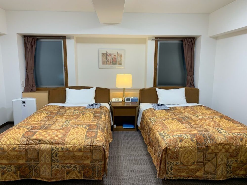 Hotel Tokeidai 12/44