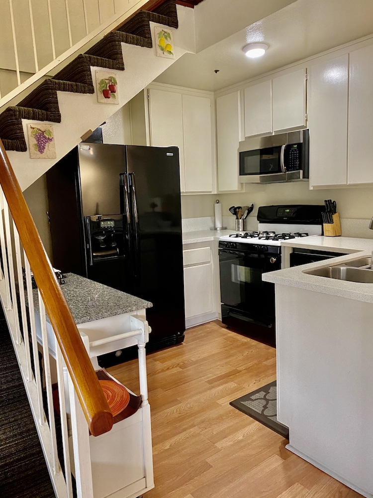 Glendale Apartment Rental by Owner 53/58
