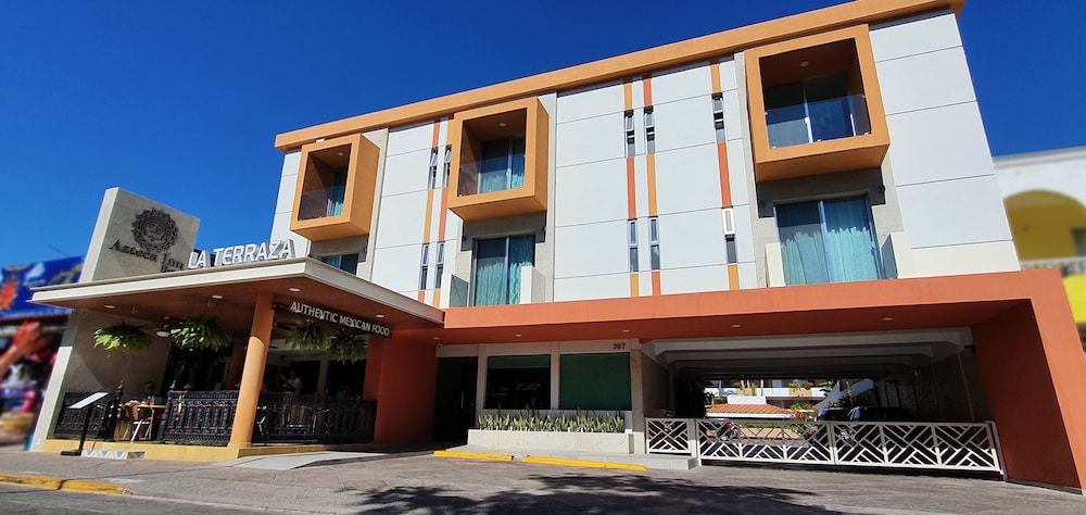 Azteca Inn Hotel 9/62