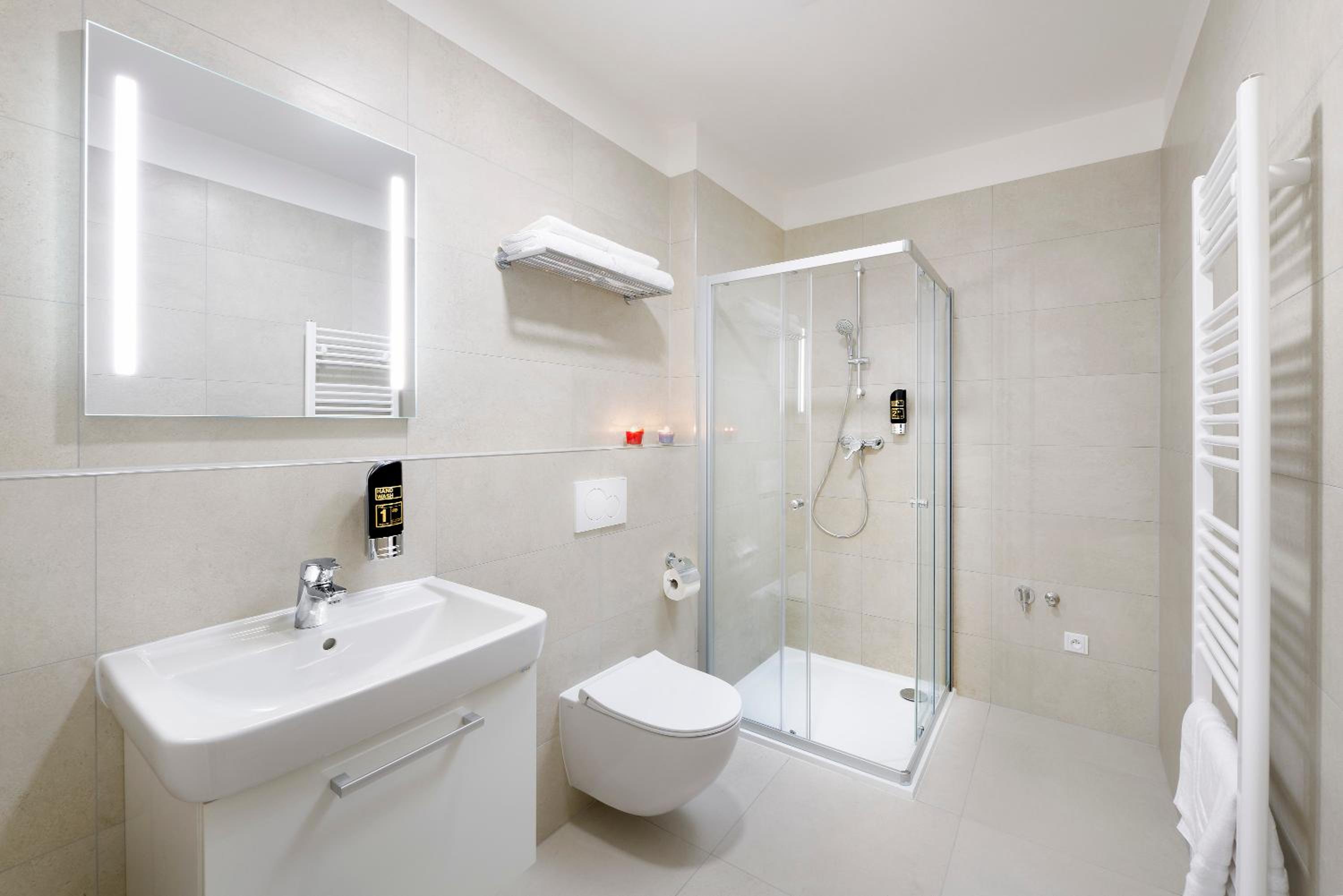 استوديو سوبيريور بسرير كينج، DownTown Suites Kodanska 4/4
