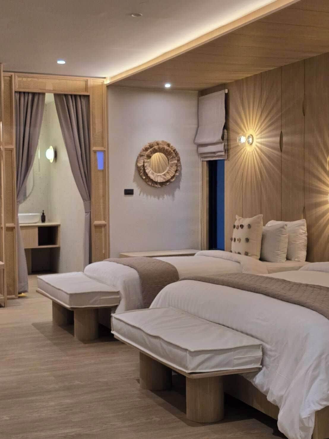 Room, Pool Terrace