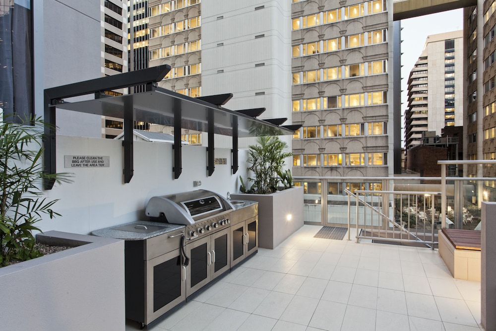 Mantra Midtown Brisbane 7/33
