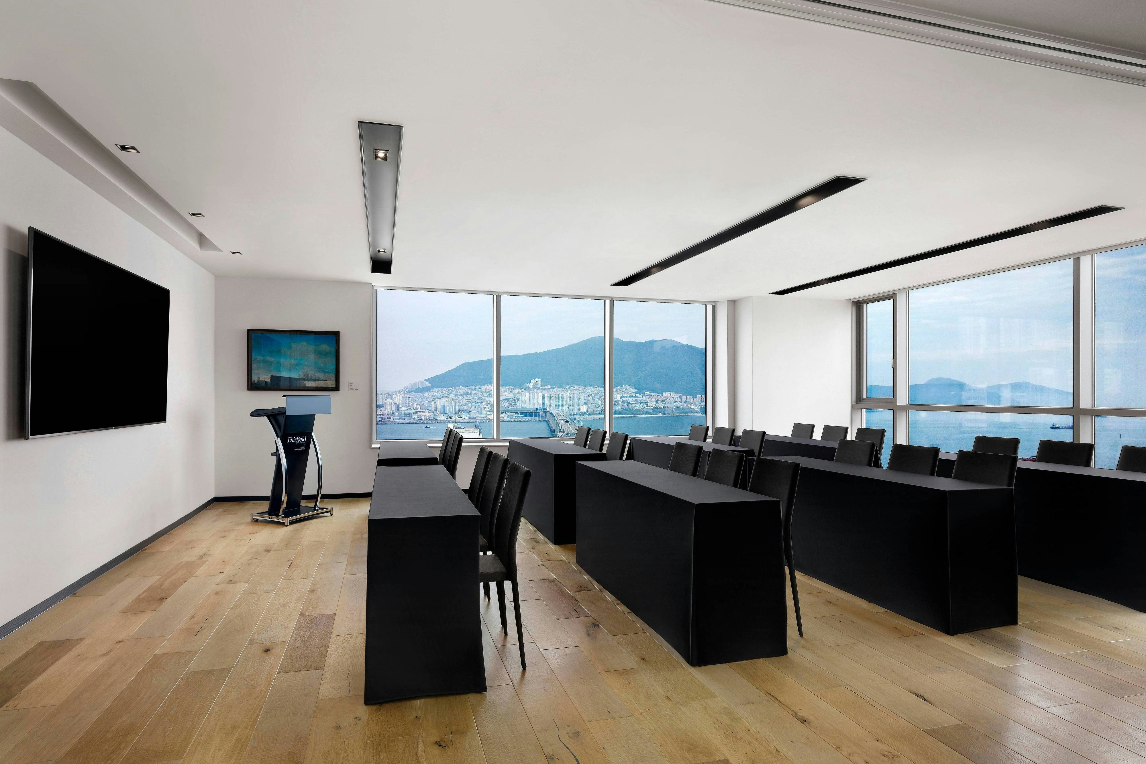 Fairfield by Marriott Busan Songdo Beach 11/16
