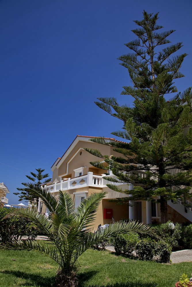 Jo-An Beach Hotel 20/93