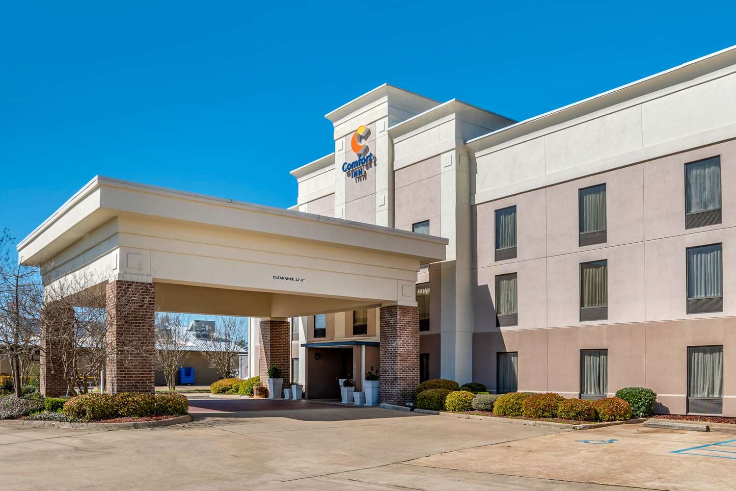 Comfort Inn Pearl-Jackson 14/15