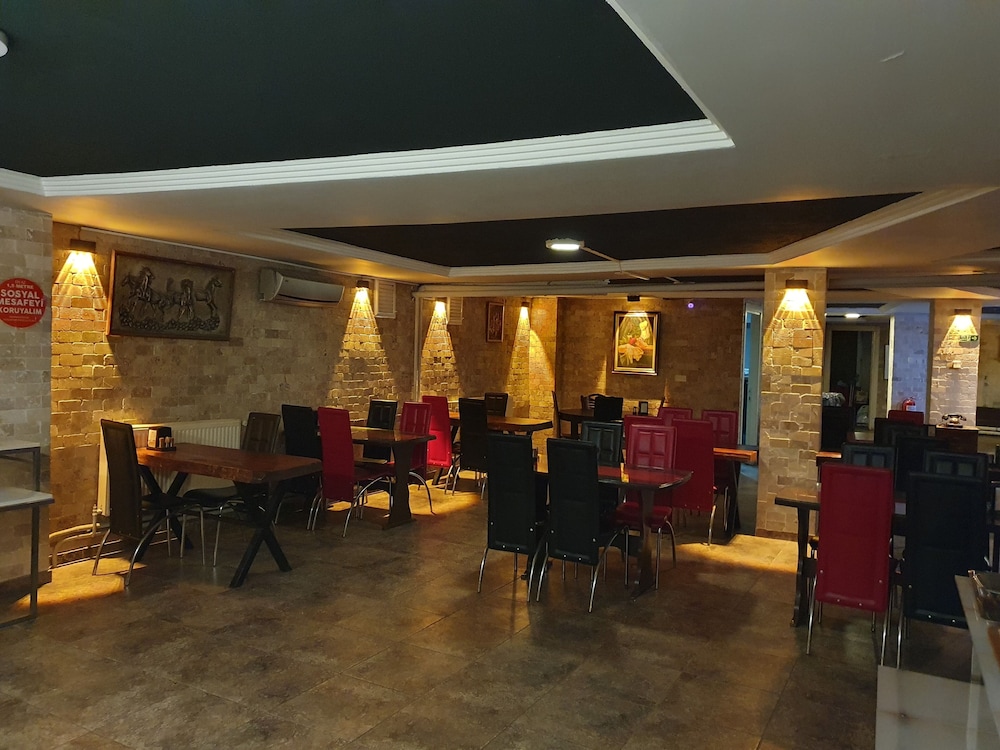 Elit Hotel Corlu 37/48