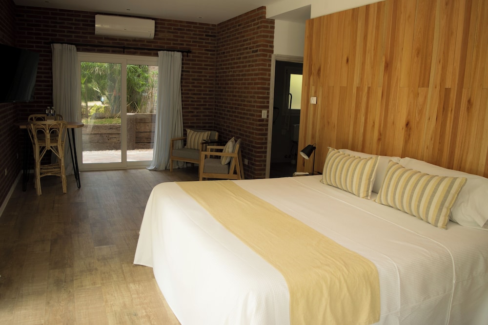 Carilo Village Apart Hotel & Spa 12/50