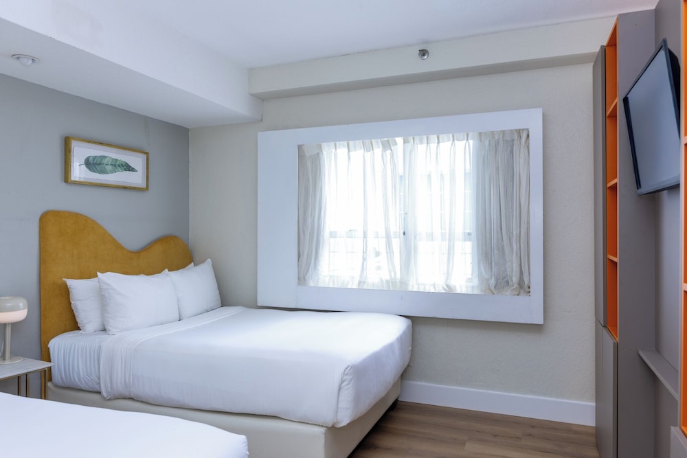 Studio, 2 Double Beds, Kitchenette