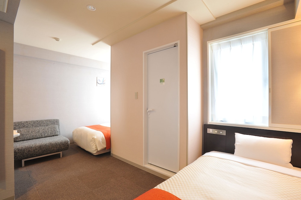 Vessel Inn Hiroshima Ekimae 11/62