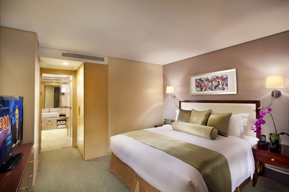 Regal Plaza Hotel Residence 7/35
