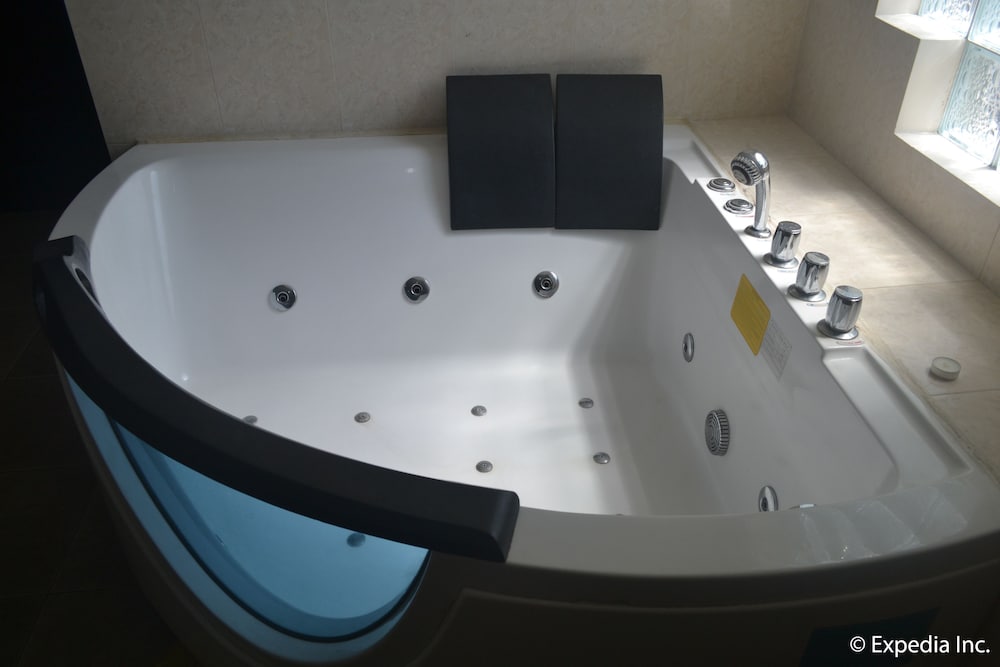 Boomerang Hotel 46/63