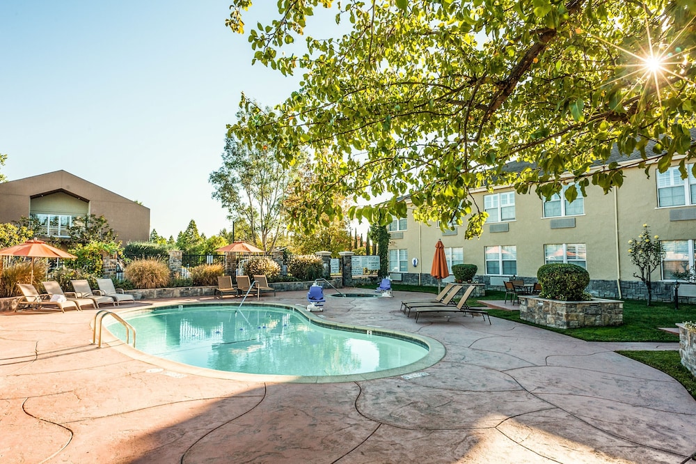 Hotel Indigo Napa Valley 59/62
