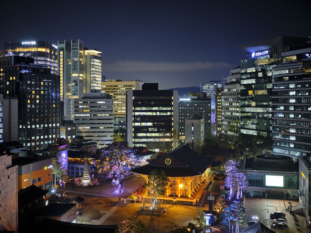 Nine Tree by Parnas Seoul Insadong 4/70