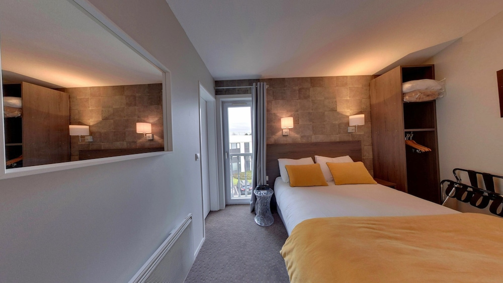 Hotel Acadie les Ulis 7/26