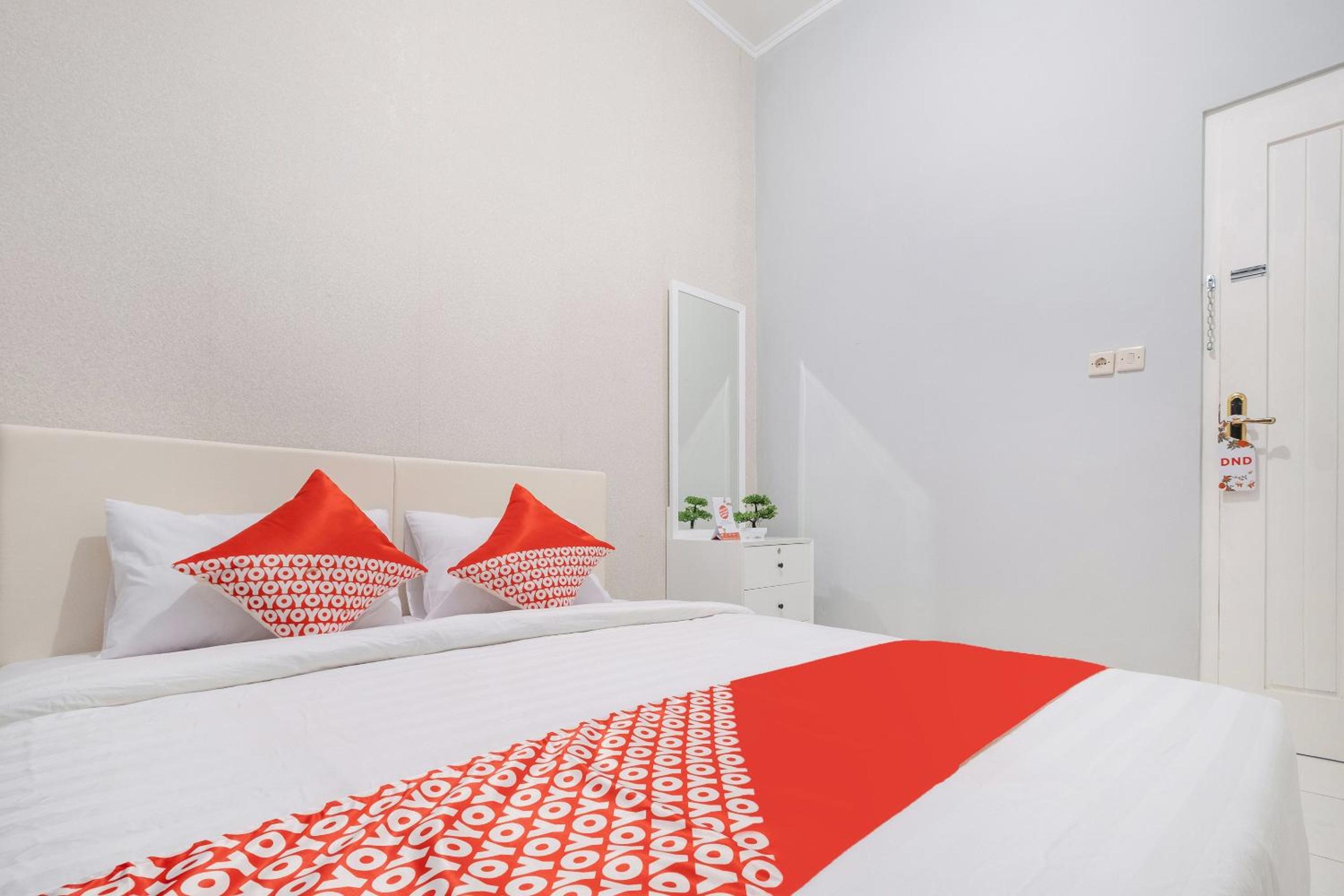 Economy, Double Bed
