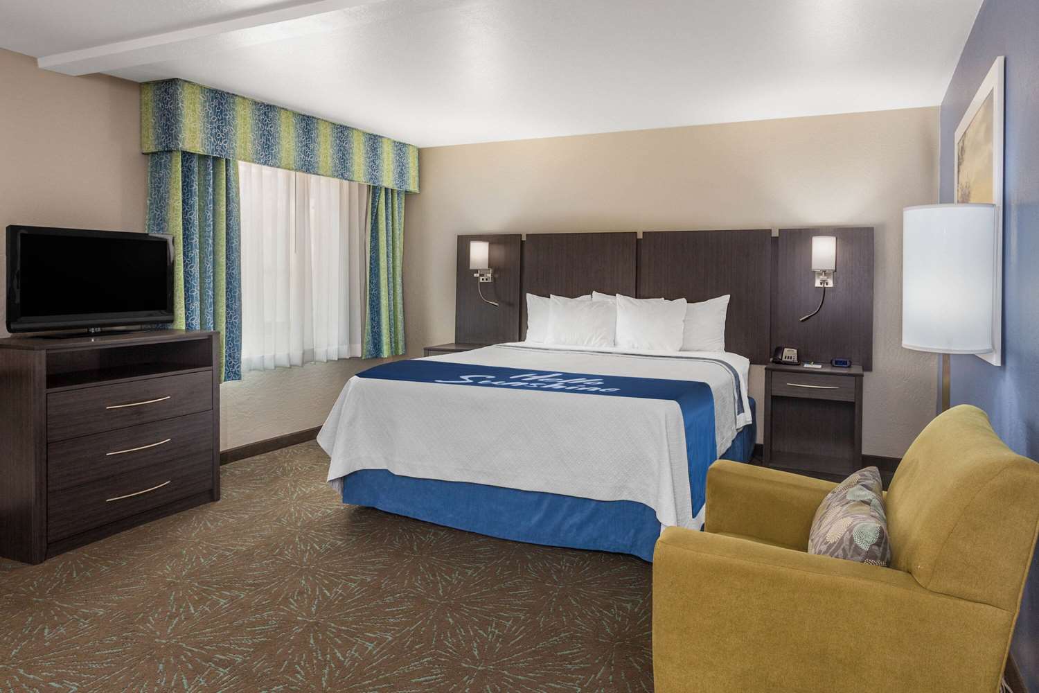 Days Inn & Suites by Wyndham East Flagstaff 15/36