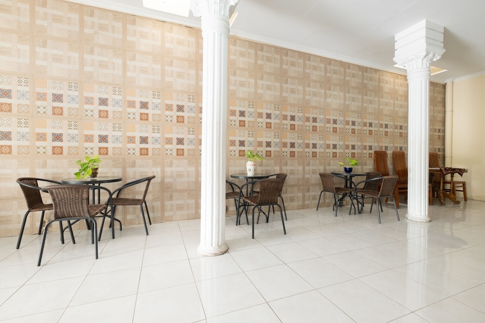 SPOT ON 2419 Rumah Nugraha Hotel Syariah 39/45