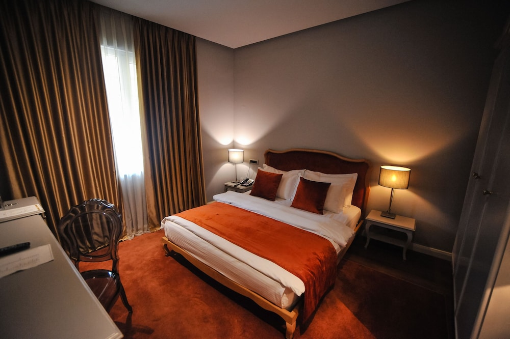Classic Hotel 13/39