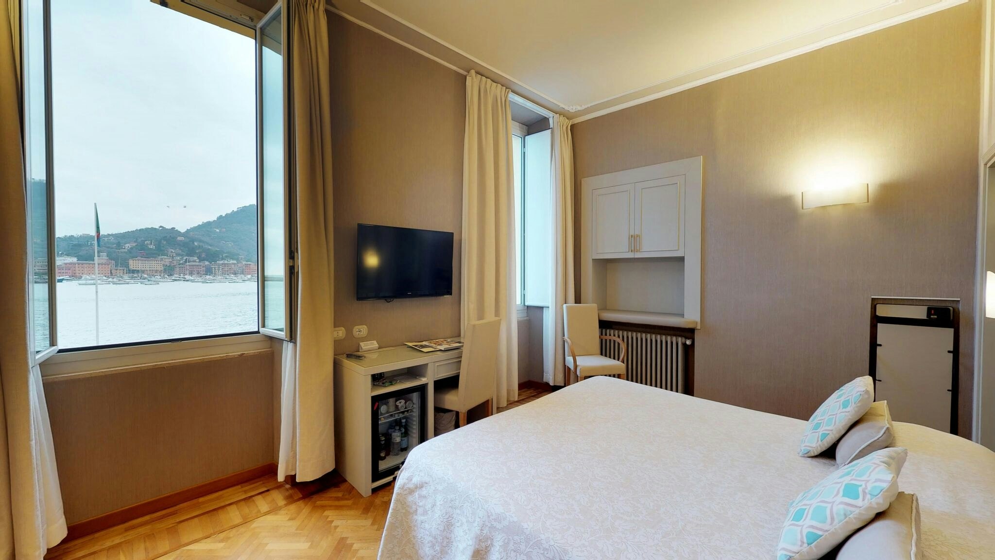 Hotel Metropole 5/46