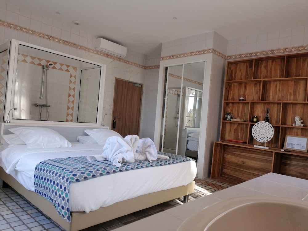 DOMAINE DE LA NERTHE- HOTEL PROVENCE MEDITERRANEE 19/50