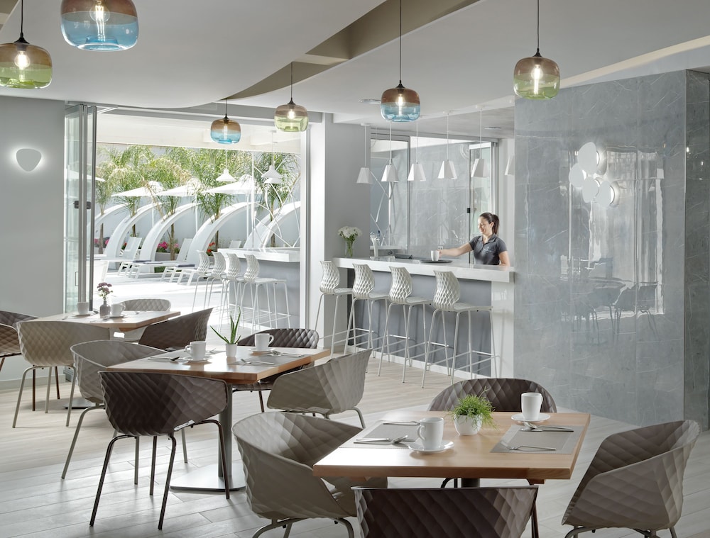 Melrose Rethymno by Mage Hotels 38/50