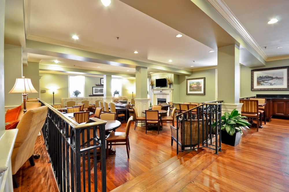 Hampton Inn Charleston Historic District 52/61