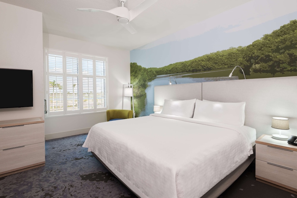 PREMIUM, STUDIO, SUITE, KING BED