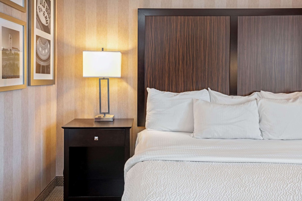 La Quinta Inn & Suites by Wyndham Boise Towne Square 24/62
