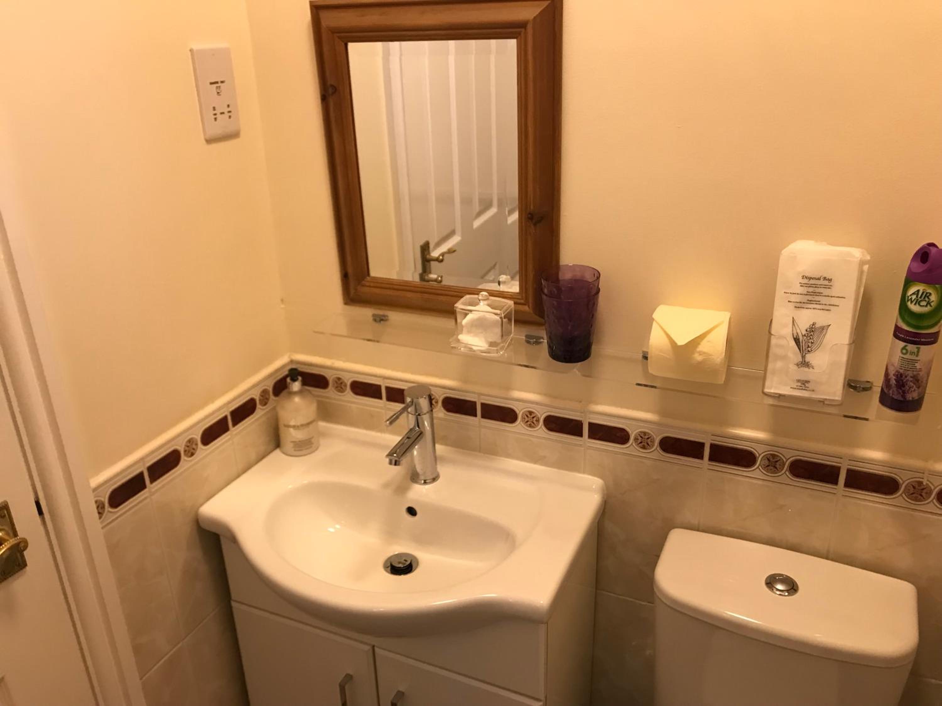 ISUITES Serviced Accommodation 18/23