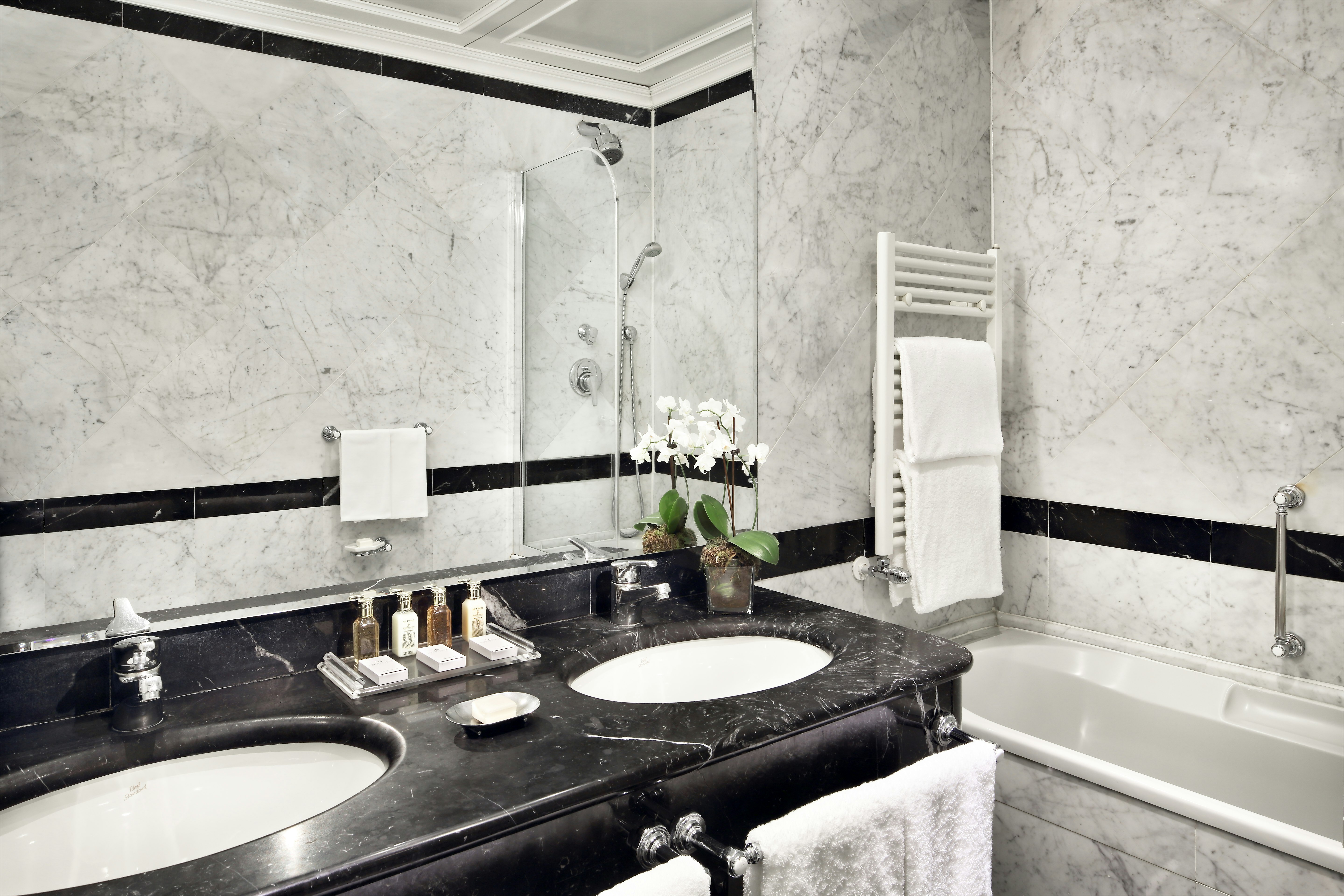 Splendide Royal Hotel 84/85