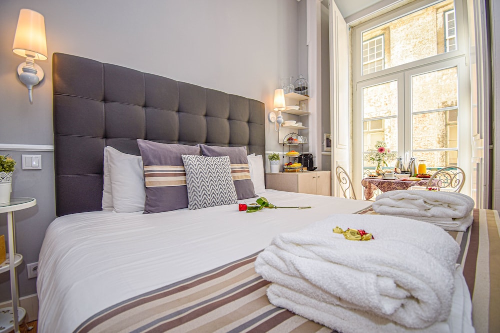 B In Lisbon Downtown Suites 15/51