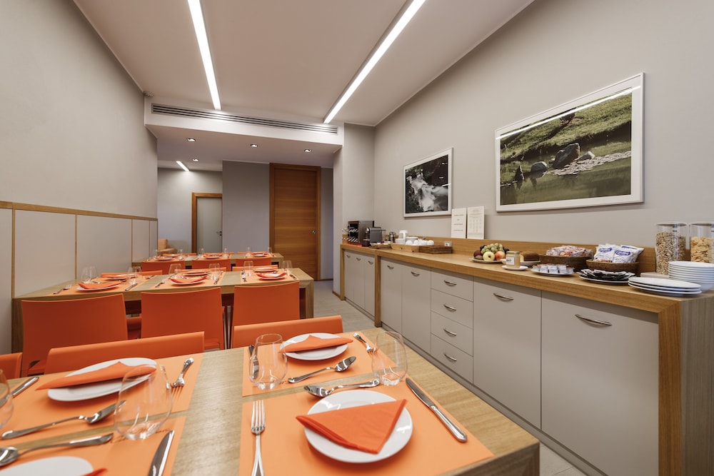 Le Scuole - Collemassari Hospitality 11/15