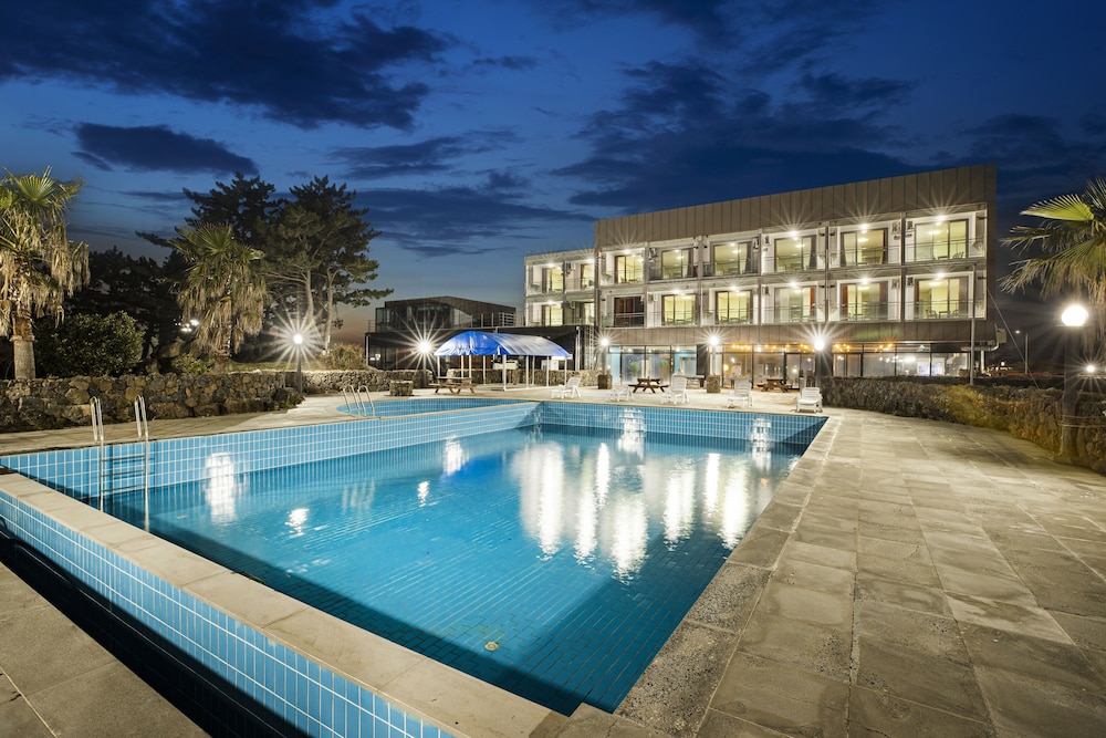 Dammora Hotel and Resort in SEOGWIPO