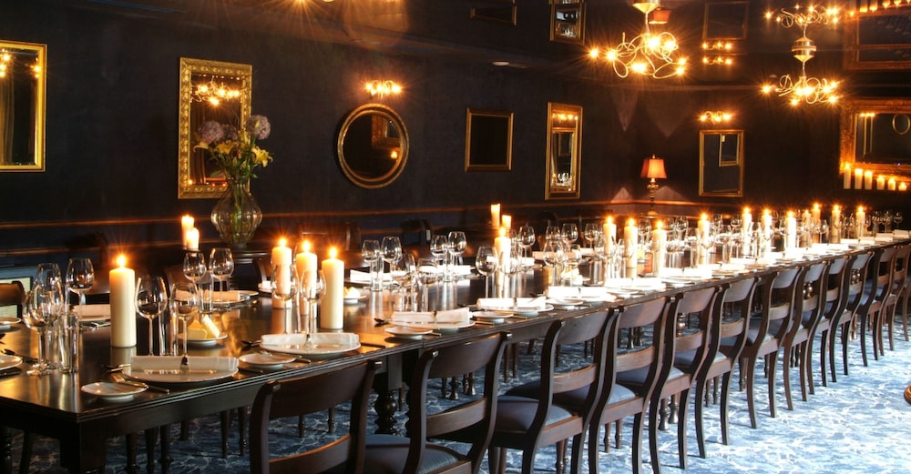Brooklodge Hotel and Macreddin Village 48/65
