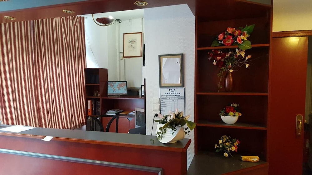 Hotel Le Clemenceau 4/45