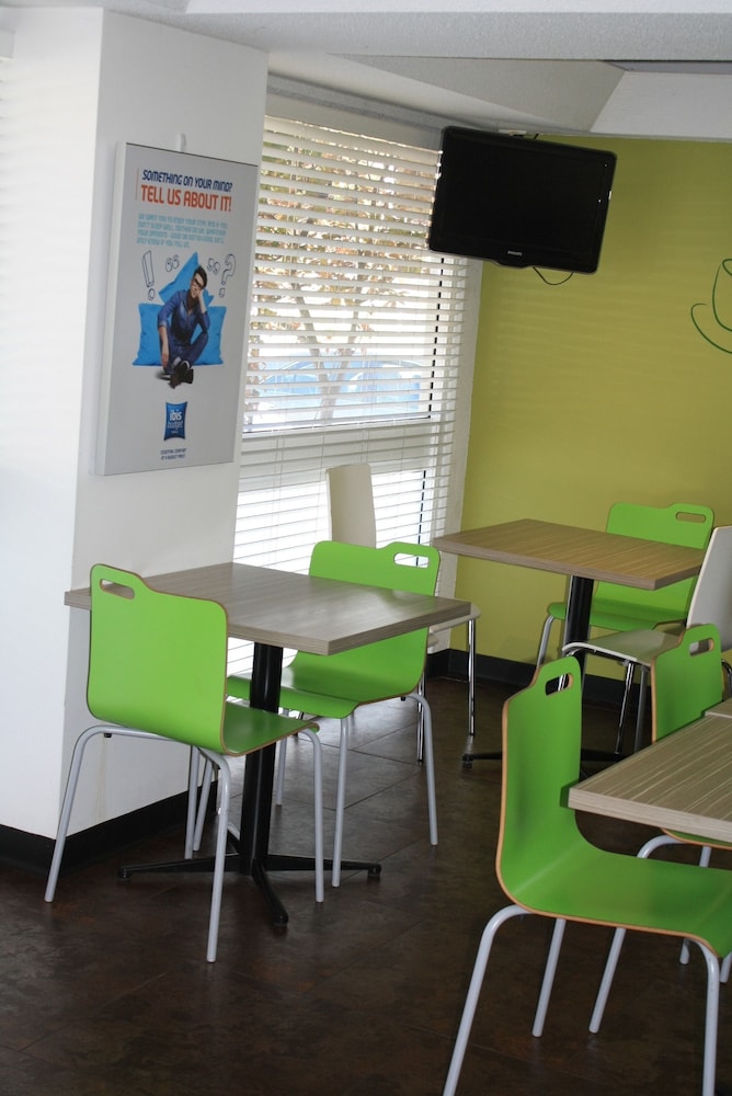 Ibis Budget Canberra 46/60
