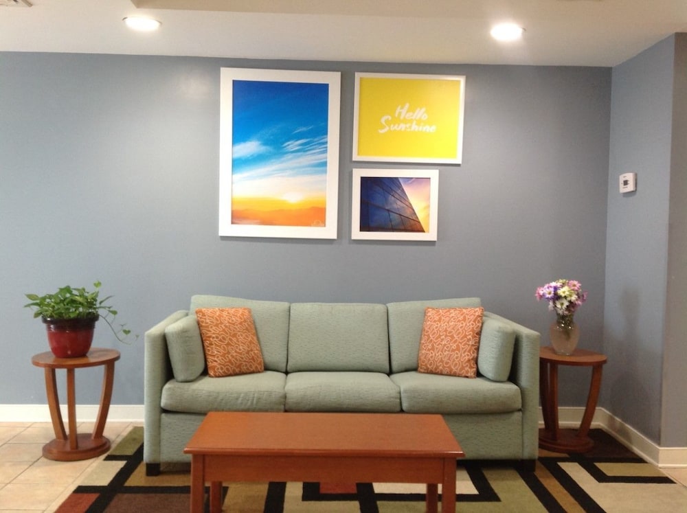 Days Inn by Wyndham Glen Allen/Richmond North 14/22