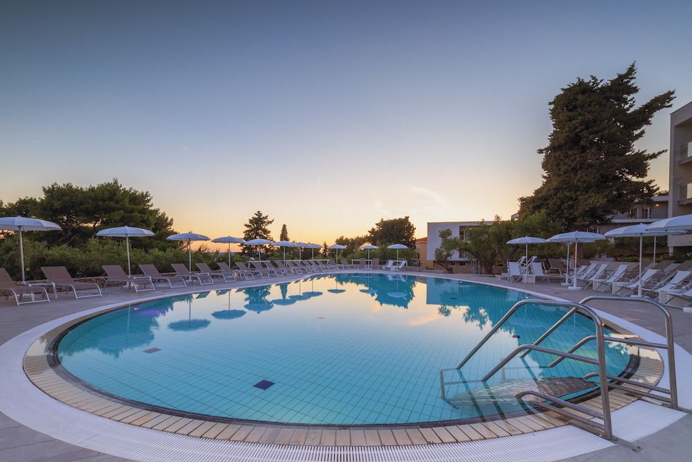 Pharos, Hvar Bayhill Hotel 48/76