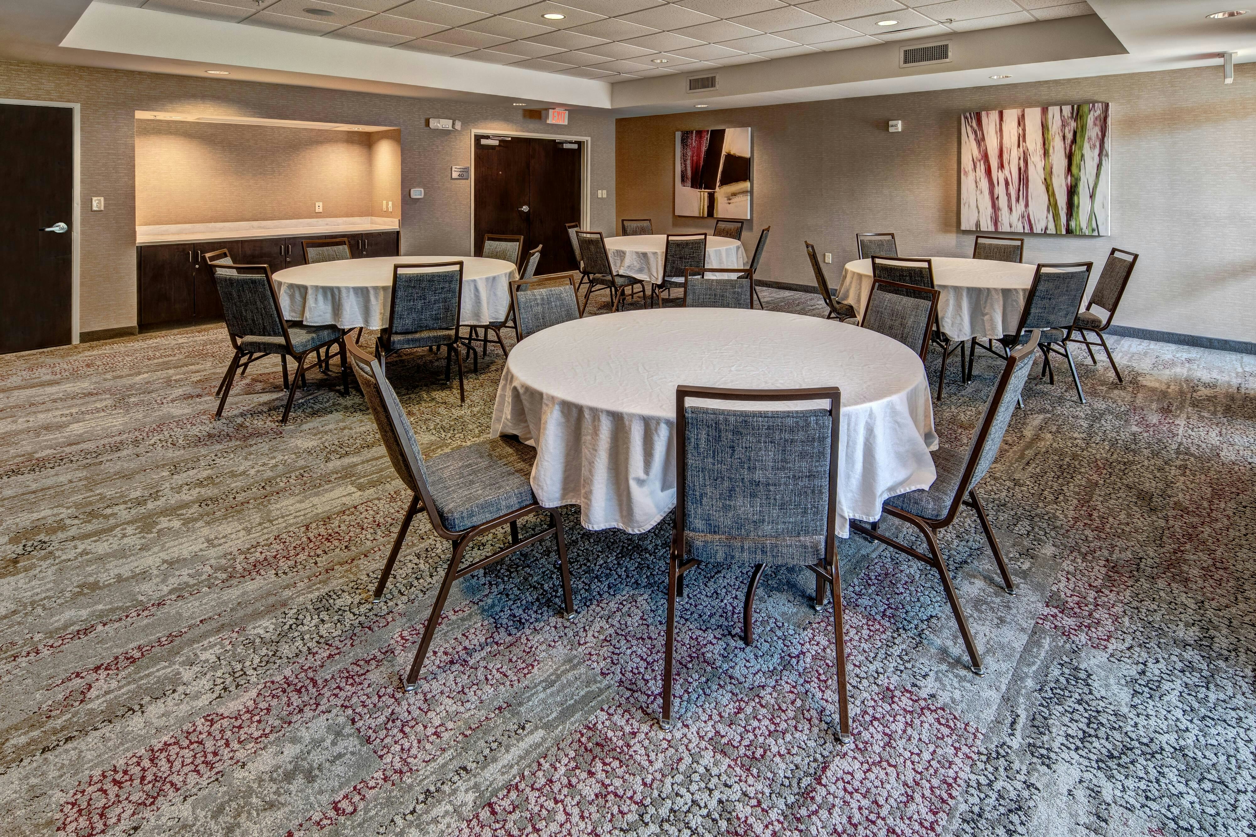 Courtyard by Marriott Troy 49/54