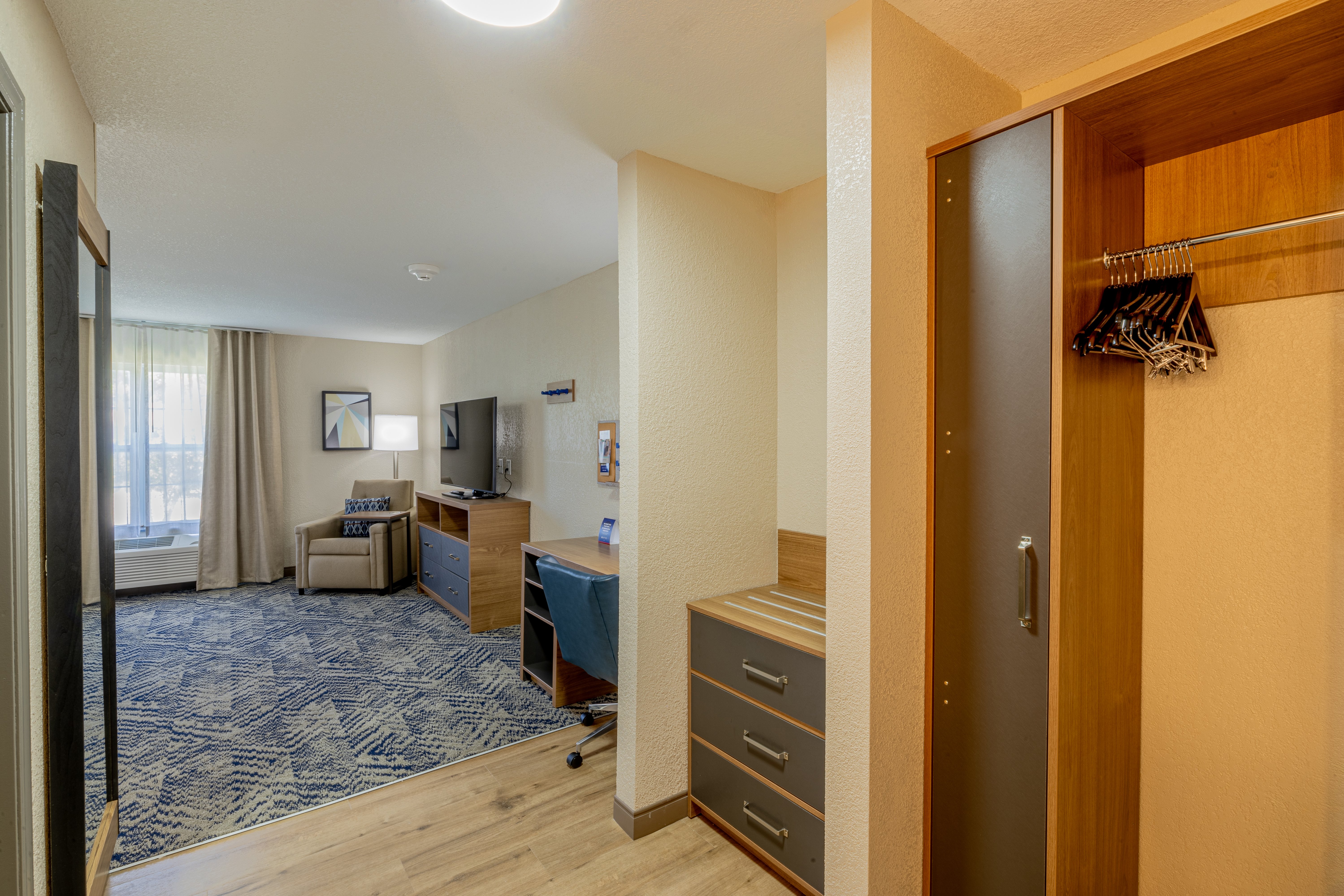 Candlewood Suites Wichita Northwest by IHG 39/54