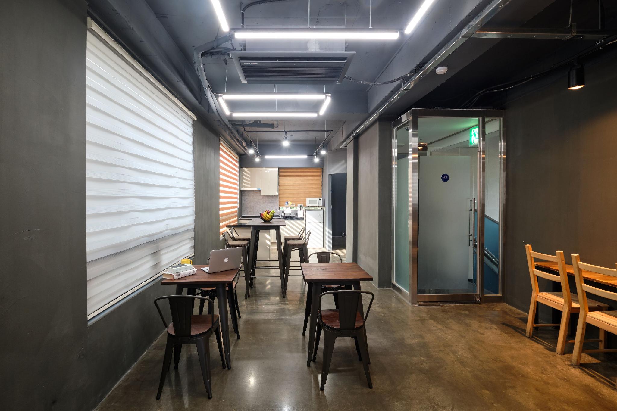 Chason M Dongdaemun 40/44