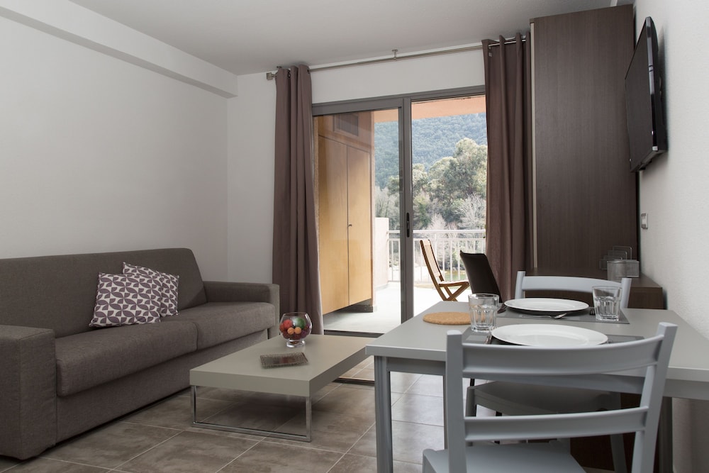 Résidence Hotelière Capu Seninu 15/50