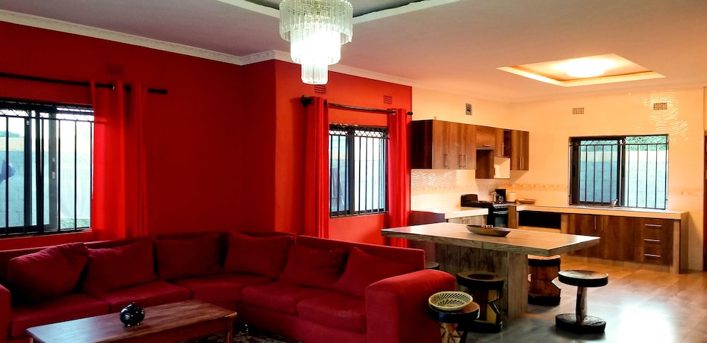 Exquisite Modern Apartment In Lusaka 26/47
